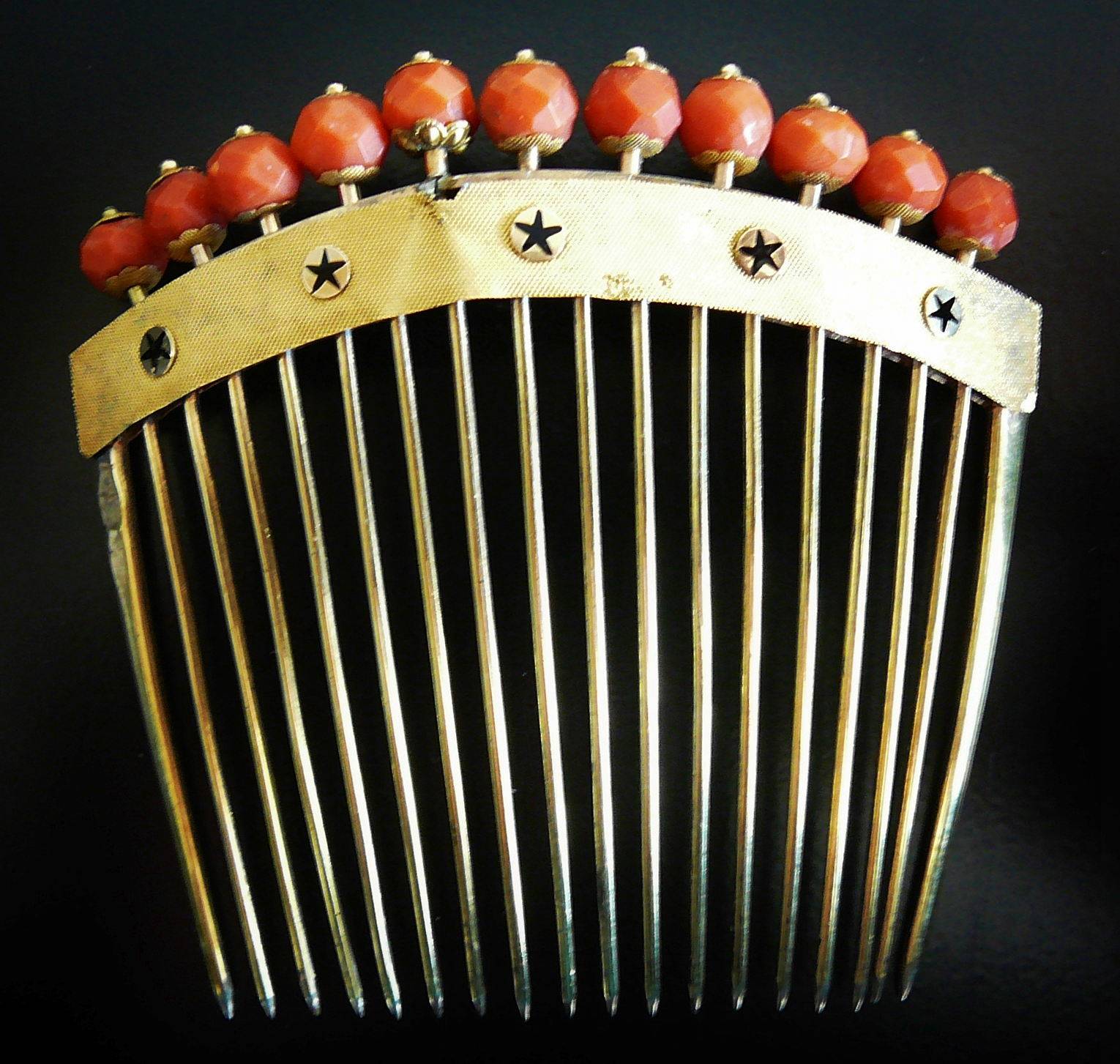 Ancien peigne à chignon forme diadème argent doré or émail et corail, époque Napoléon Ier, 1798-1809
