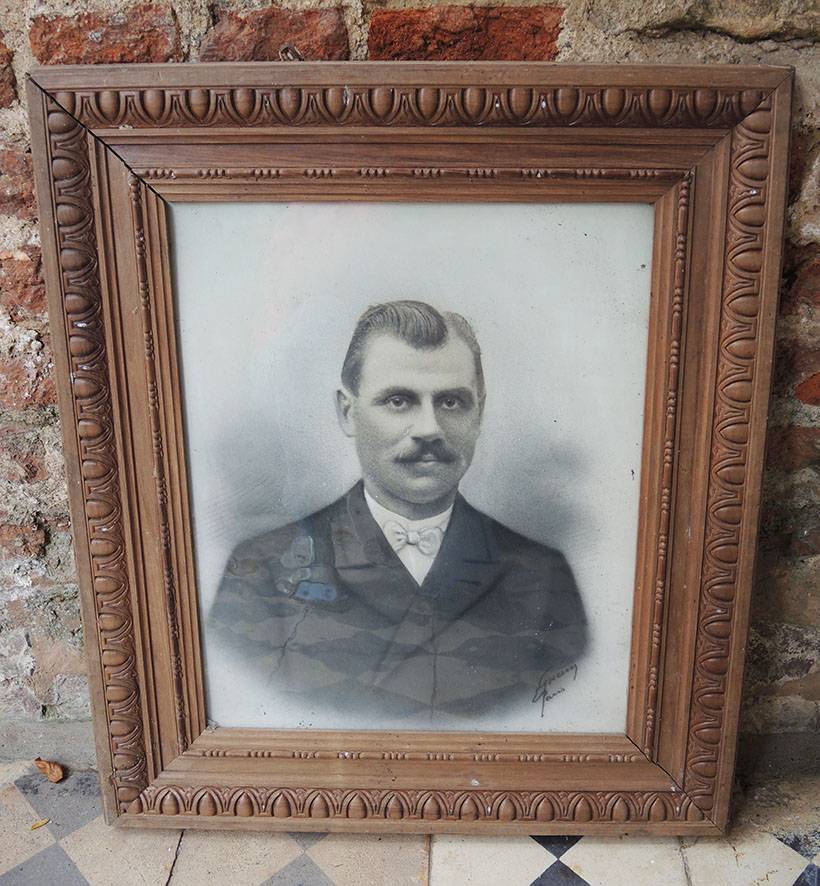 Ancien portrait photo d’un homme signé et encadré