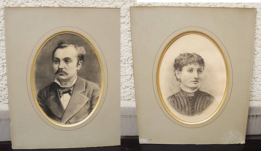 2 Anciens Portraits de Notables au Fusain Signés