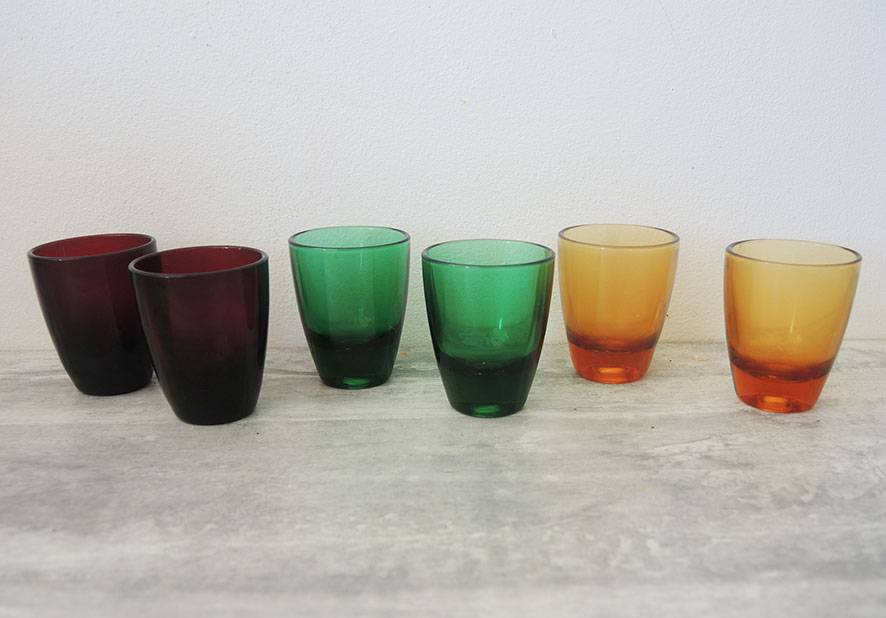 6 Anciens Verres à Digestif Multicolores