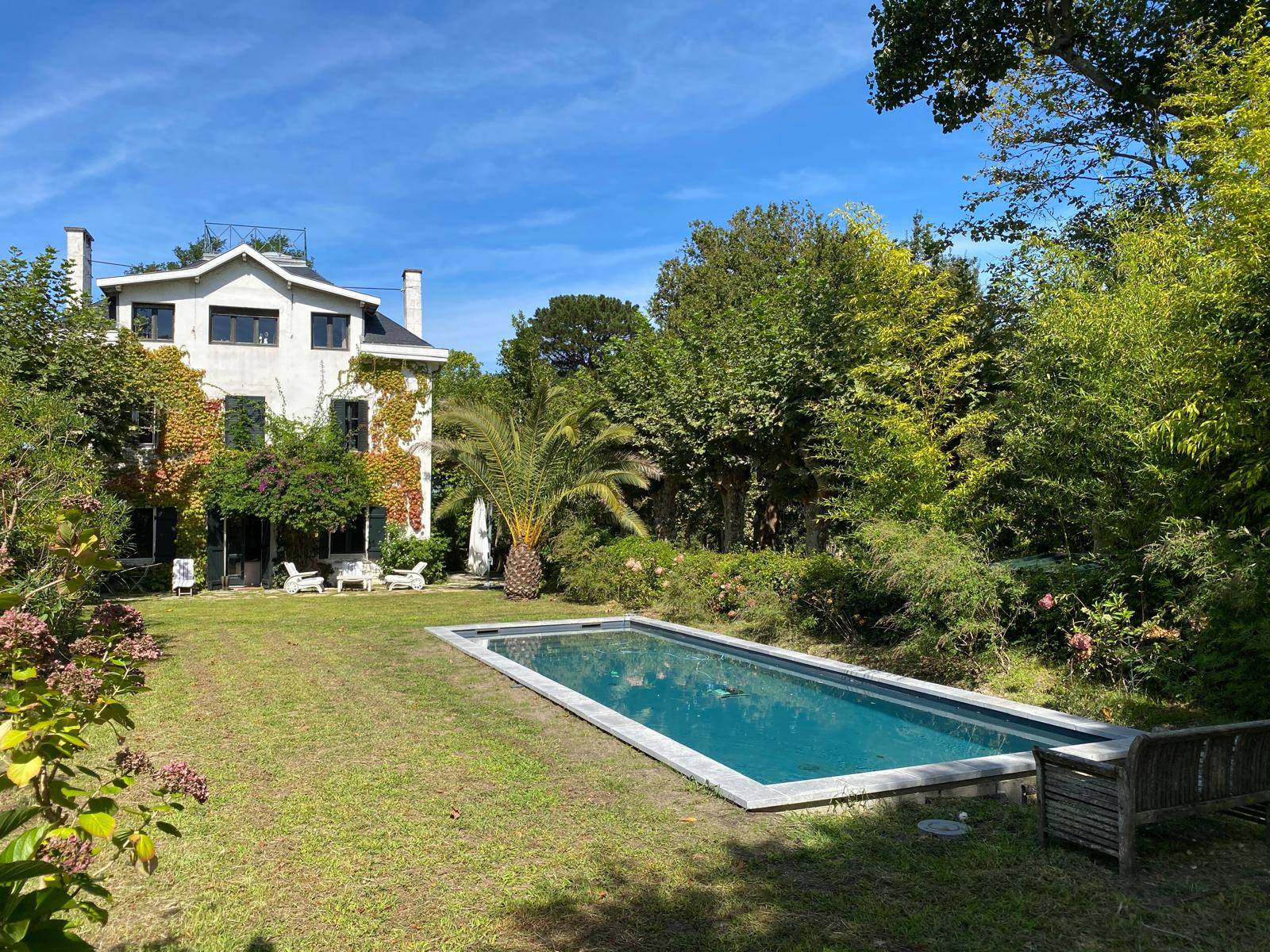 Loue maison La Grange, beaucoup de charme avec piscine - 10 couchages - 5 Cantons, Anglet