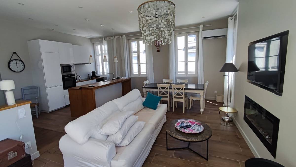 Loue appartement 100m² Angoulême - superbe duplex avec terrasse climatisée