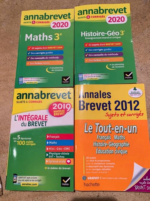 Lot d’annales pour le brevet