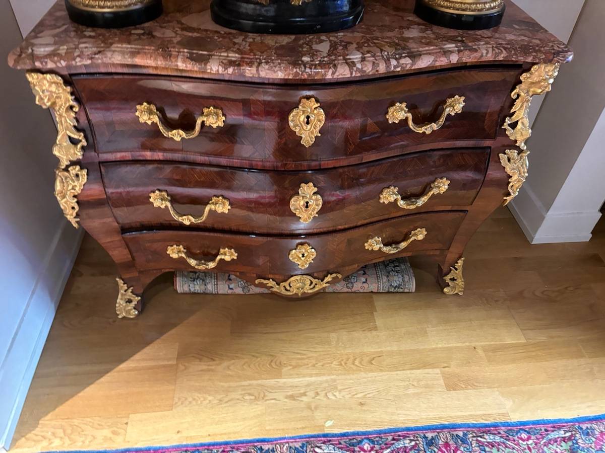 Antiquaire Paris 16ème propose services pour rachat d’antiquités