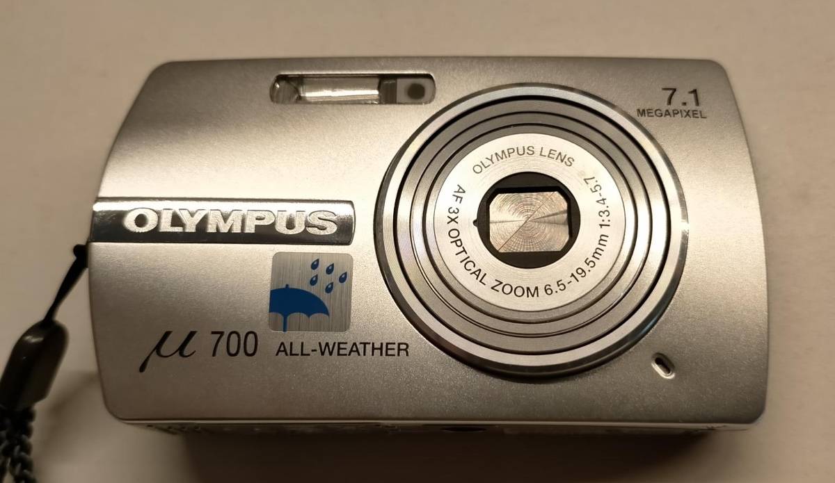Appareil photo Olympus numérique mju 700