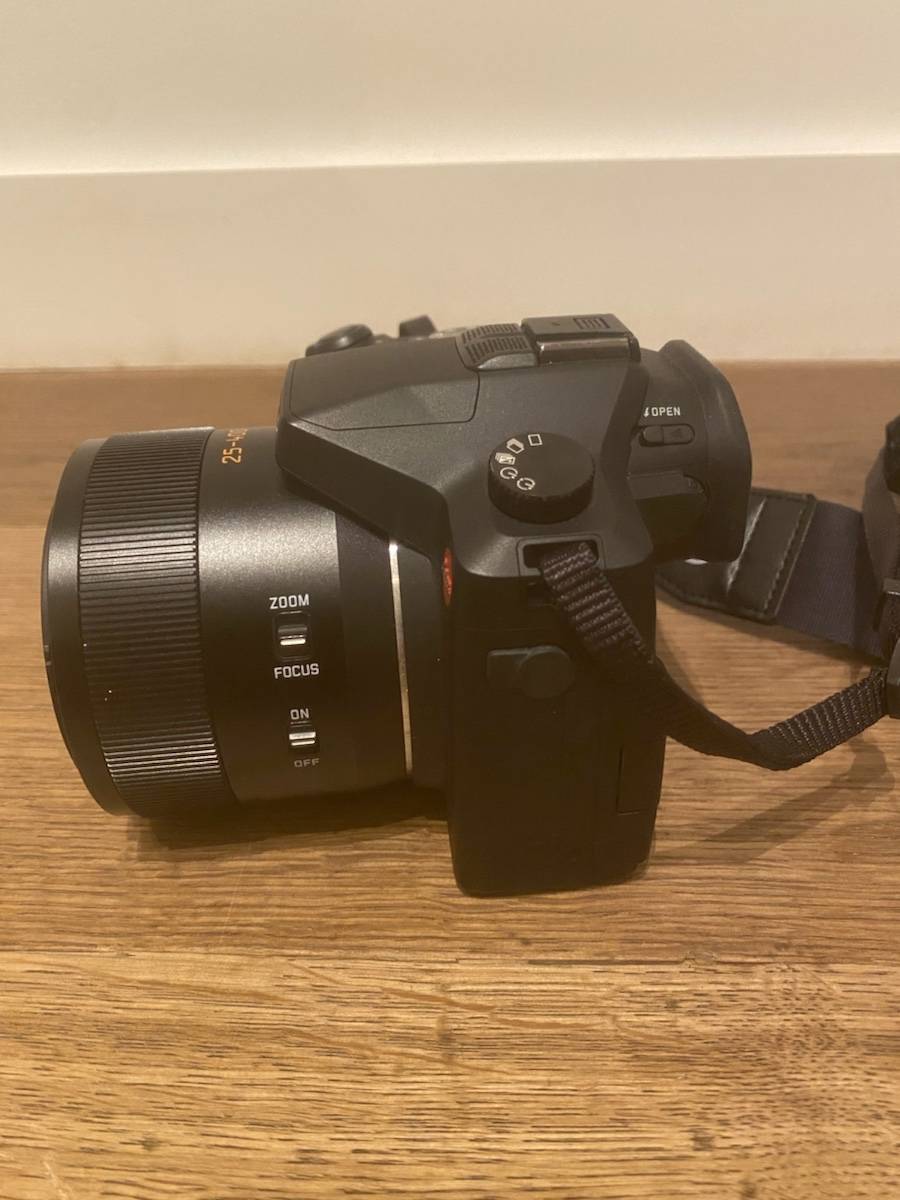 Appareil photo Leica 25/400