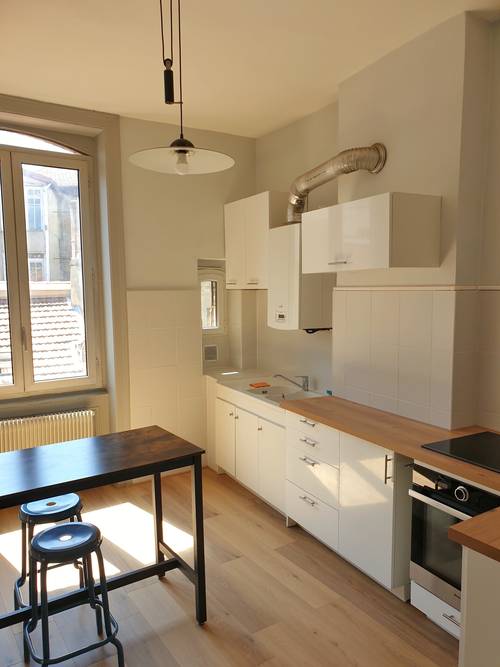 Loue appartement meublé - 82m² - Hyper centre Saint-Étienne
