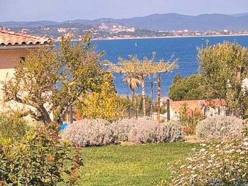Loue appartement vue mer 250m,3 pièces, 5/6 couchages, Hyères Presqu’île