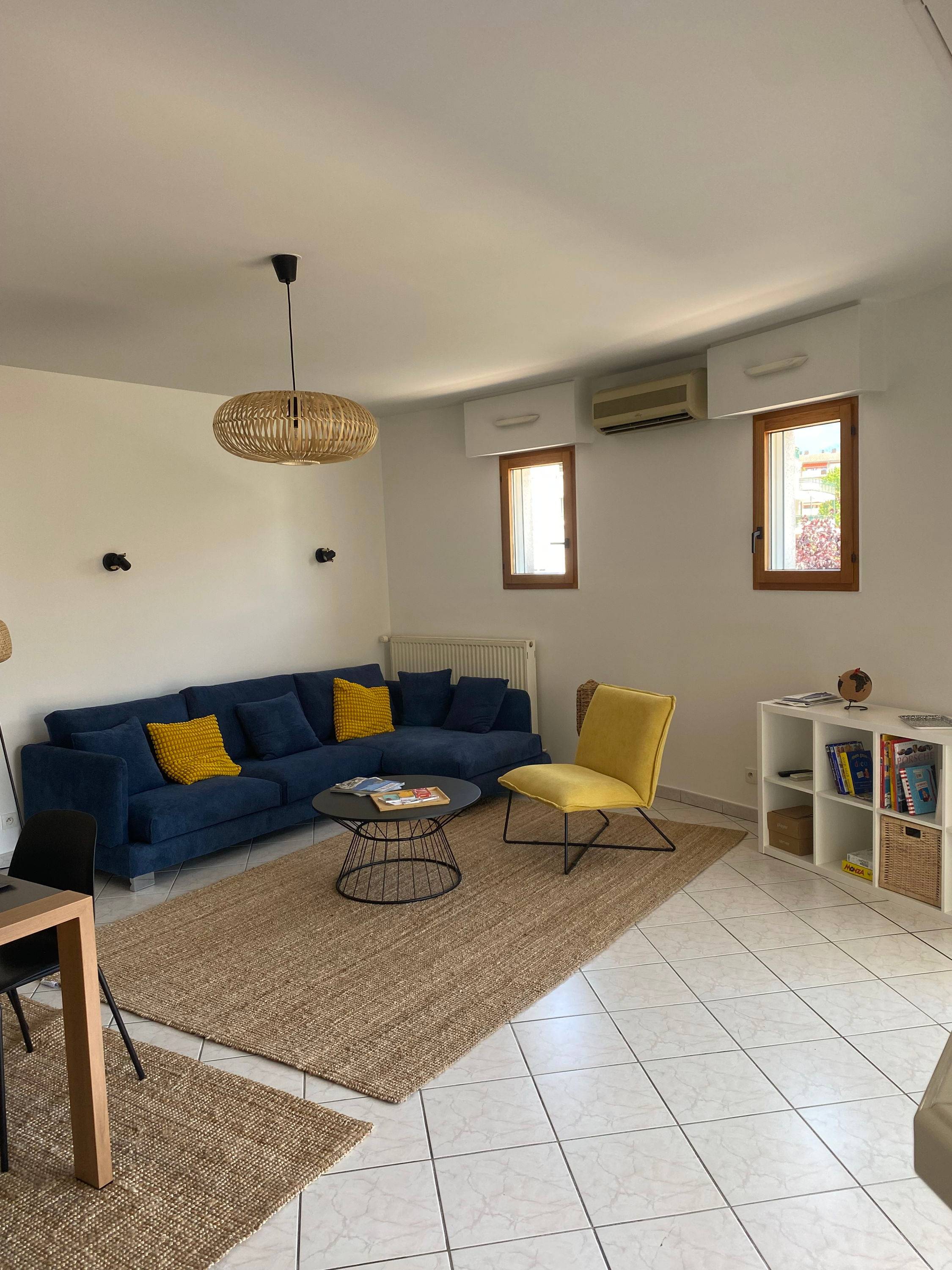 Appartement Annecy 4*- quelques pas du lac et du centre ville - 80m²/ 2 chambres - Parking privé