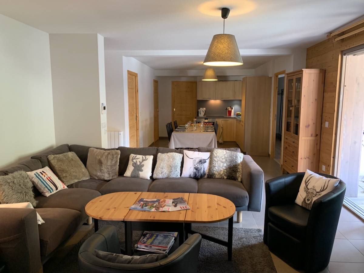 Loue appartement au pied des pistes - 12 couchages - Auris, Alpe d’Huez (38)