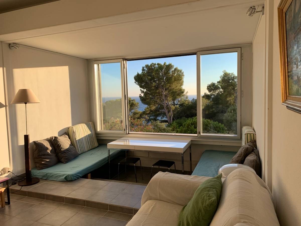 Loue appartement à Bandol (83) quartier ouest plage et piscines - 1 chambre, 4 couchages