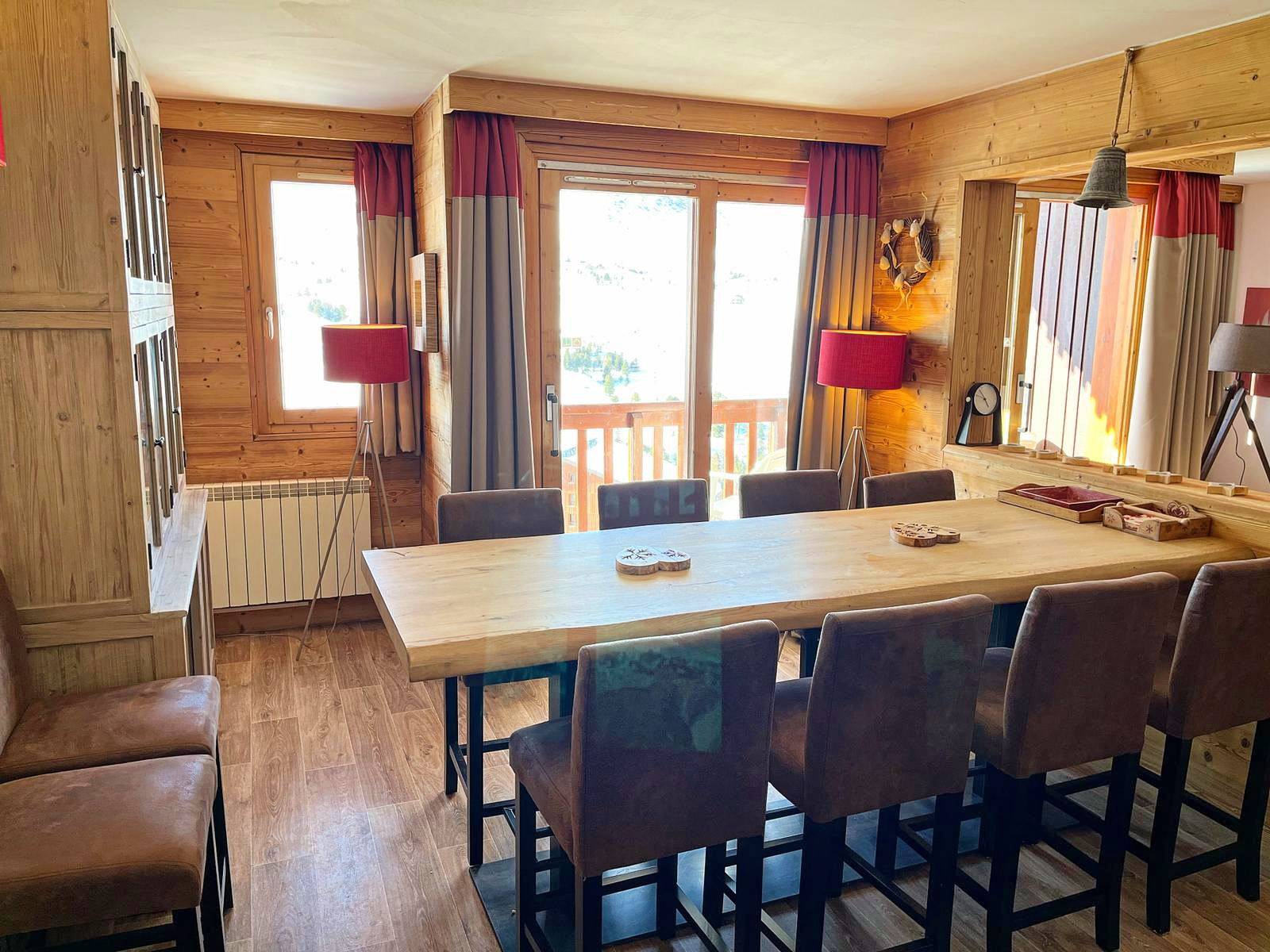 Loue appartement Belle Plagne 85m² - 3 chambres 8/10 couchages - Skis aux pieds - Piscine