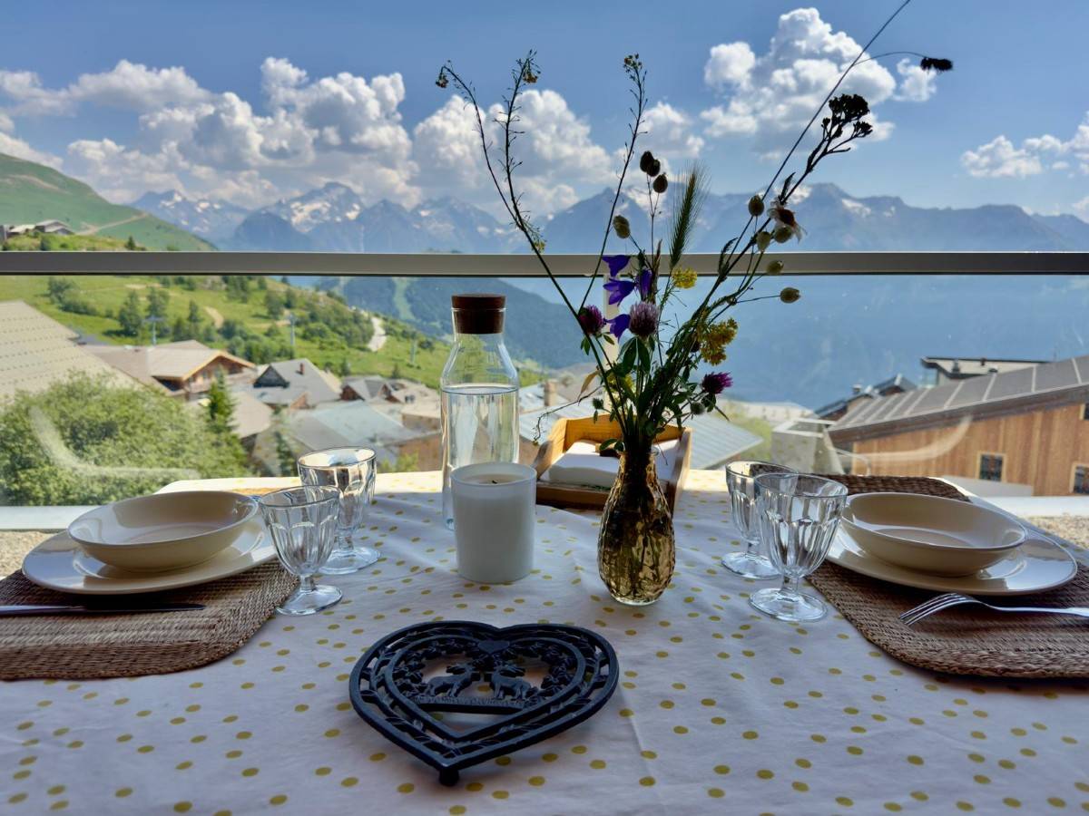 Loue appartement 80m² - 5 couchages, garage, balcon sans vis-à-vis, vue exceptionnelle - Alpe d’Huez (38)