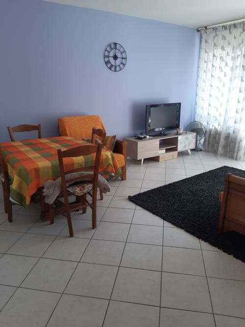 Chambre meublée pour étudiants Chrétiens dans appartement meublé Lyon 1 Claude Bernard et INSA