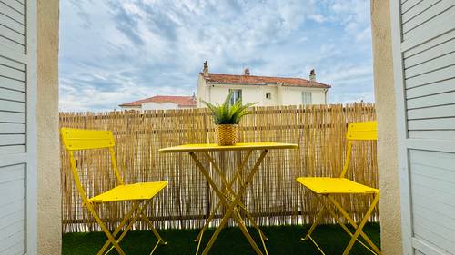 Loue appartement à Toulon - Arsenal - 4 chambres, 8 couchages, balcon et parking