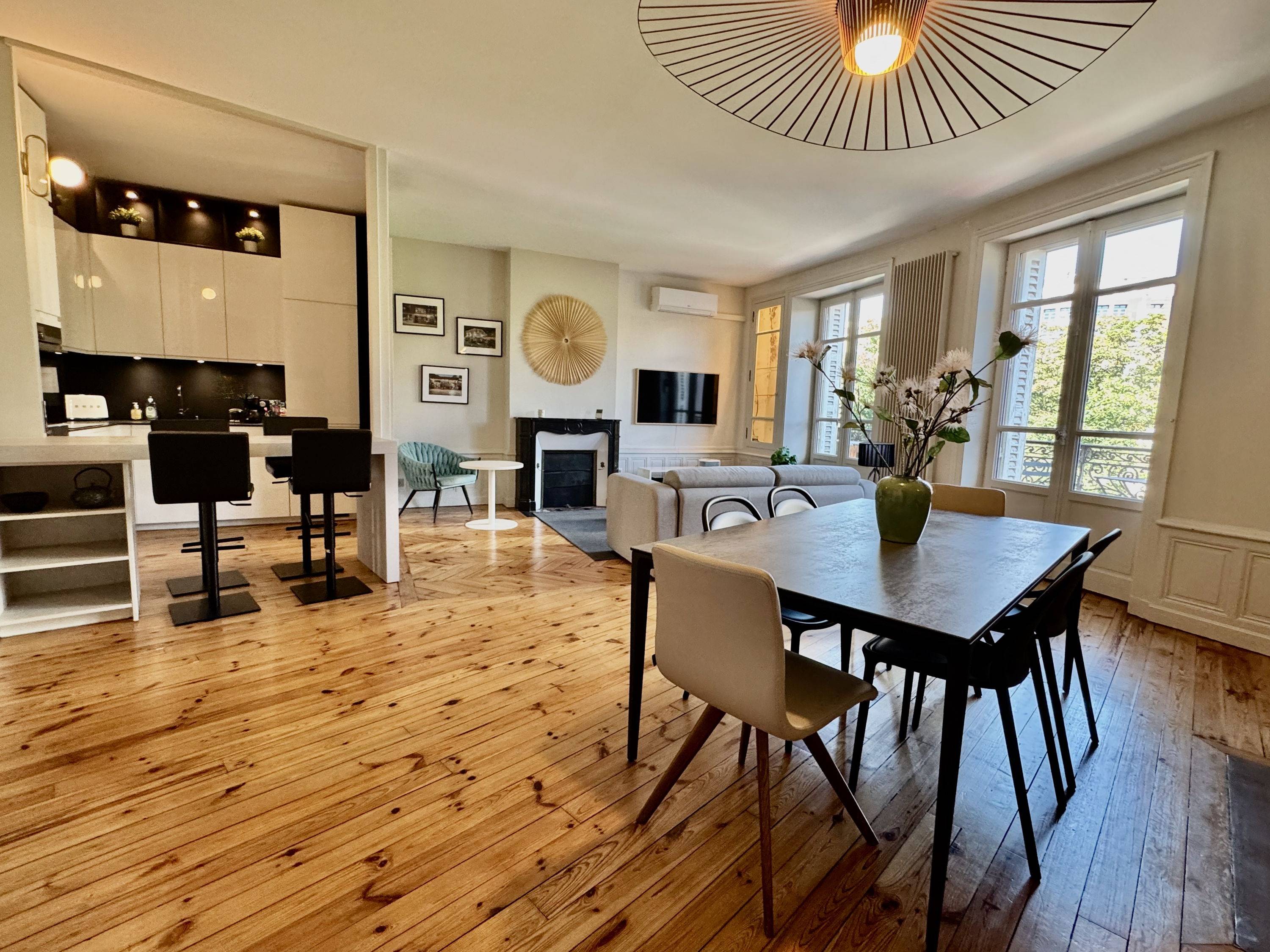 Vends appartement 137m² 4 chambres Clermont-Ferrand - Place de Jaude