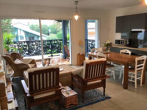 Loue bel appartement Guéthary, 2 couchages, terrasse, parking