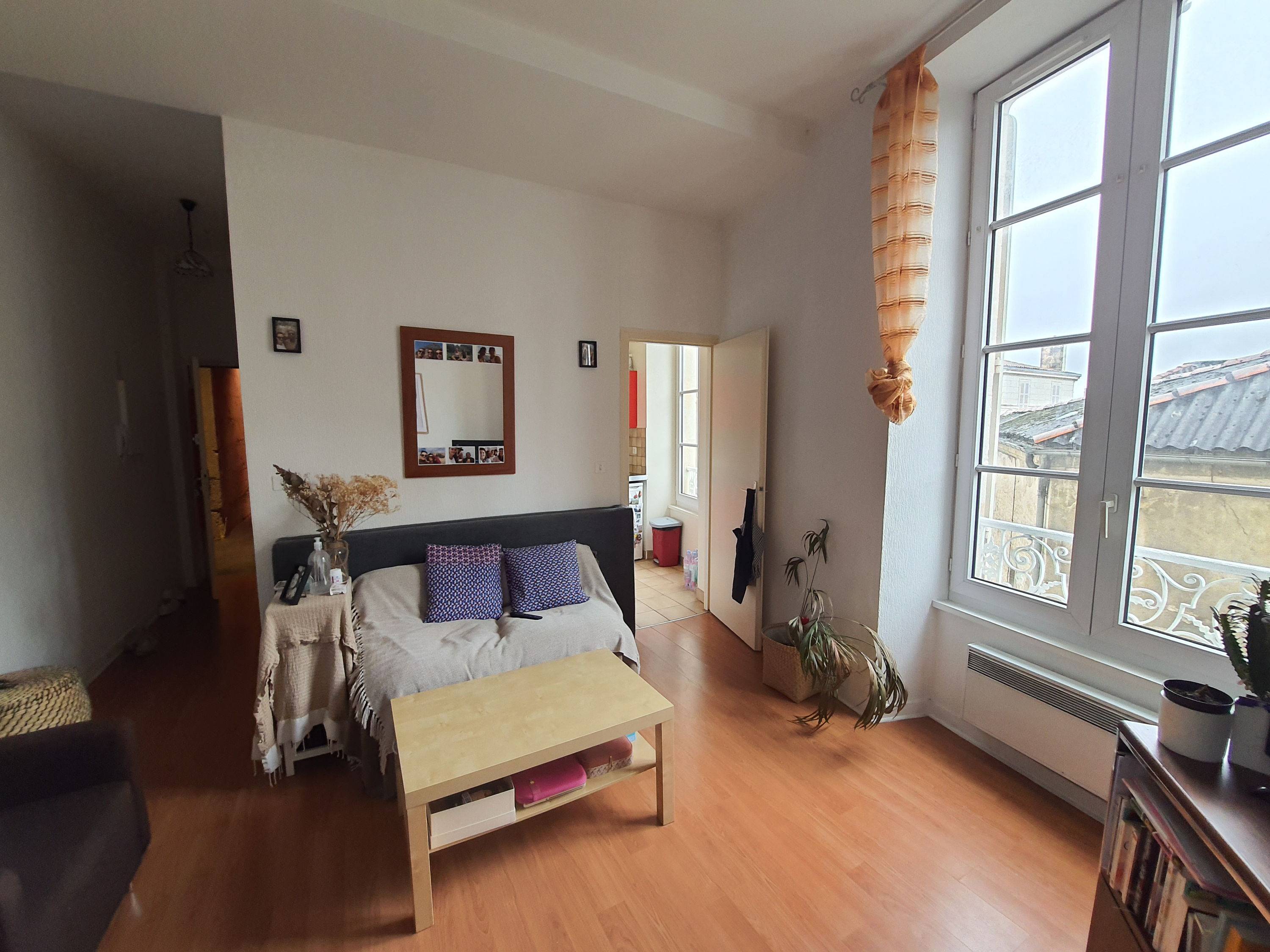 Loue appartement 31m² dans immeuble de caractère