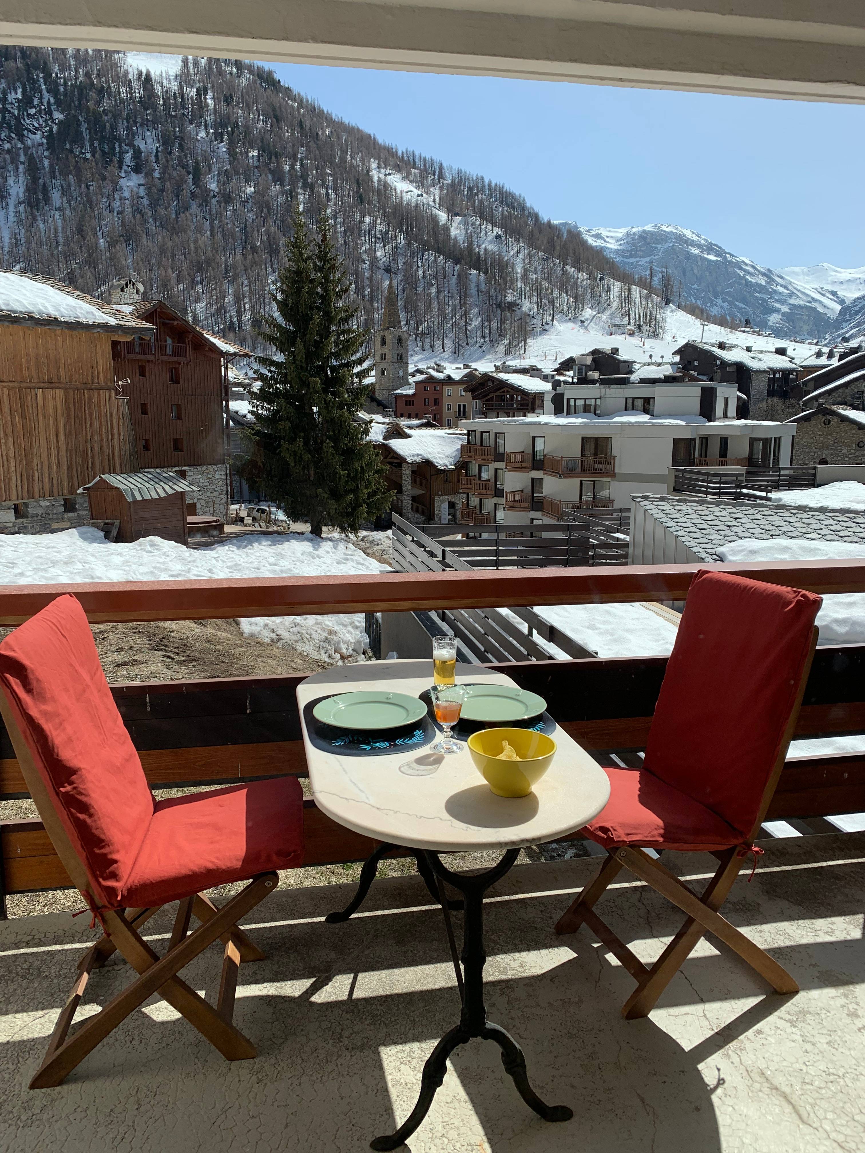 Loue appartement Val D’Isère - 1 chambre, deux coins salon, 4 couchages
