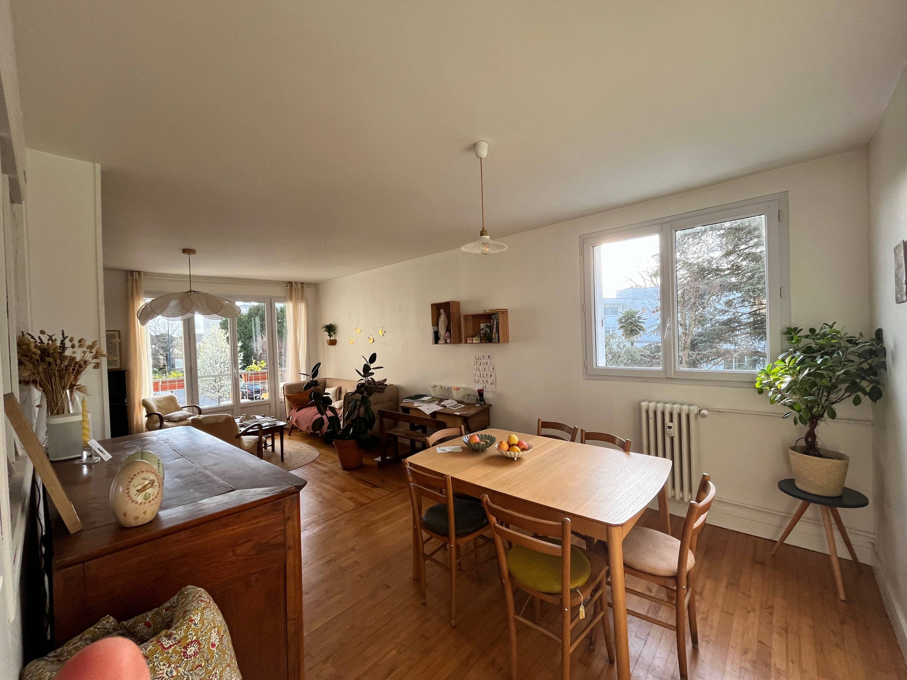 Loue appartement 79m² Rennes - Proche gare - Triple exposition