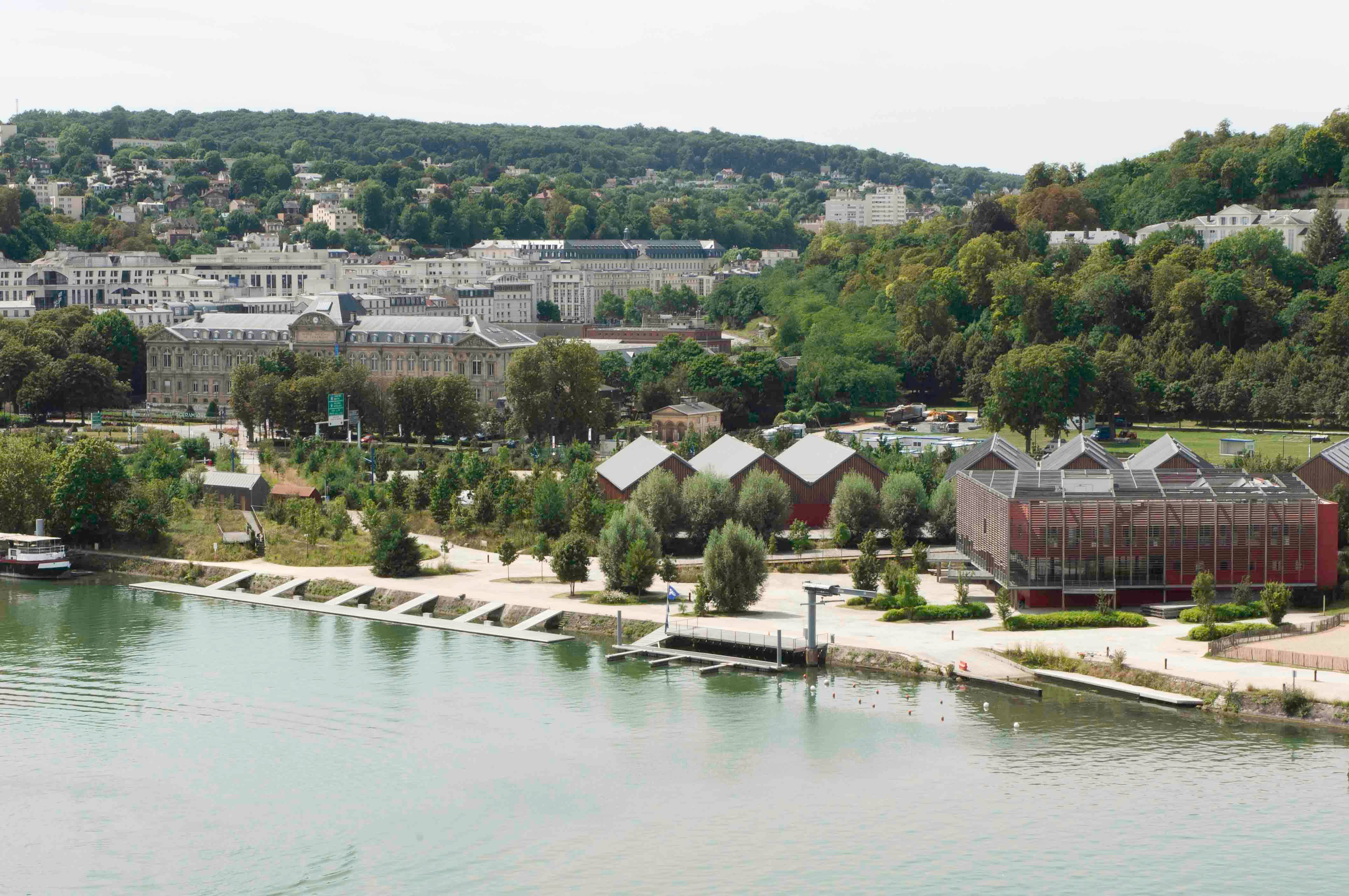 Loue appartement de 88m² avec magnifique vue sur Seine - Boulogne-Billancourt (92)