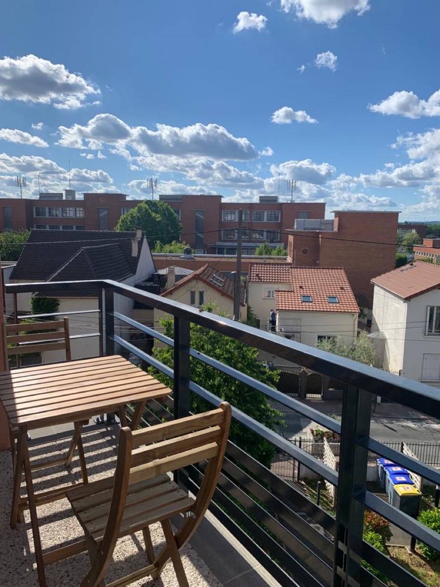 Loue appartement T2 meublé lumineux - 40m² - Balcon - parking - Le Bourget (93)