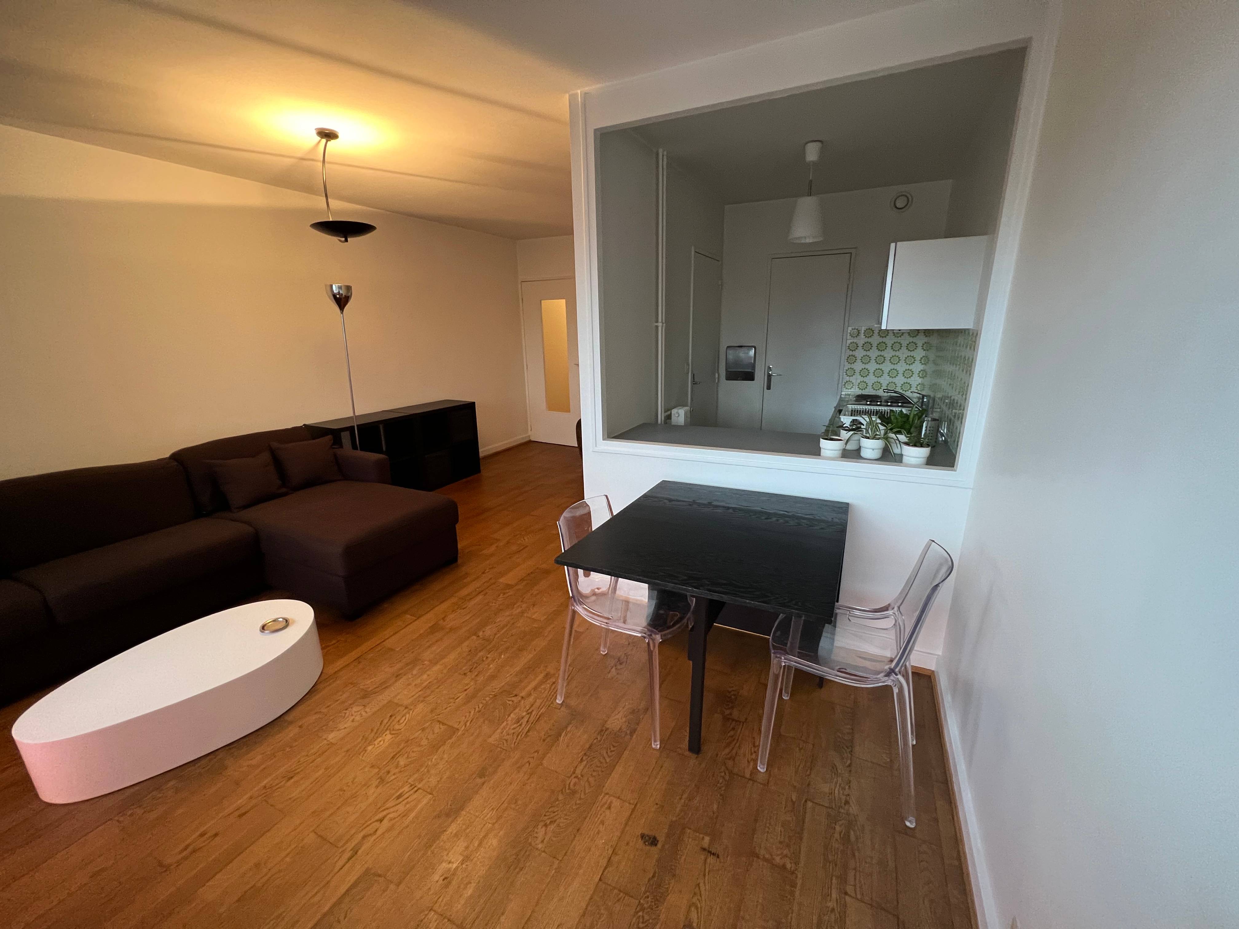 Loue Appartement meublé à Paris pour courte durée à partir de 3 jours 1 chambre, 4 couchages