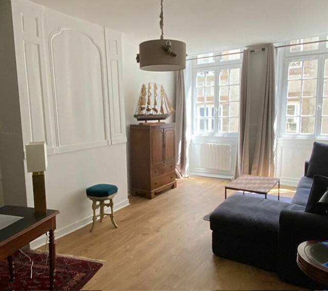 Loue appartement meublé 66m² Saint-Malo intra-muros - minimum 1 an - 2 chambres, WIFI