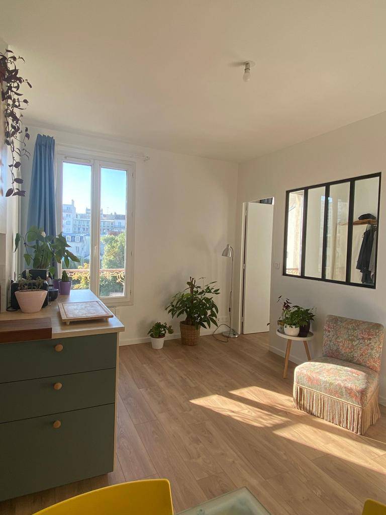 Loue Appartement 2 Pièces refait à neuf au coeur d’Issy-les-Moulineaux - 32m²