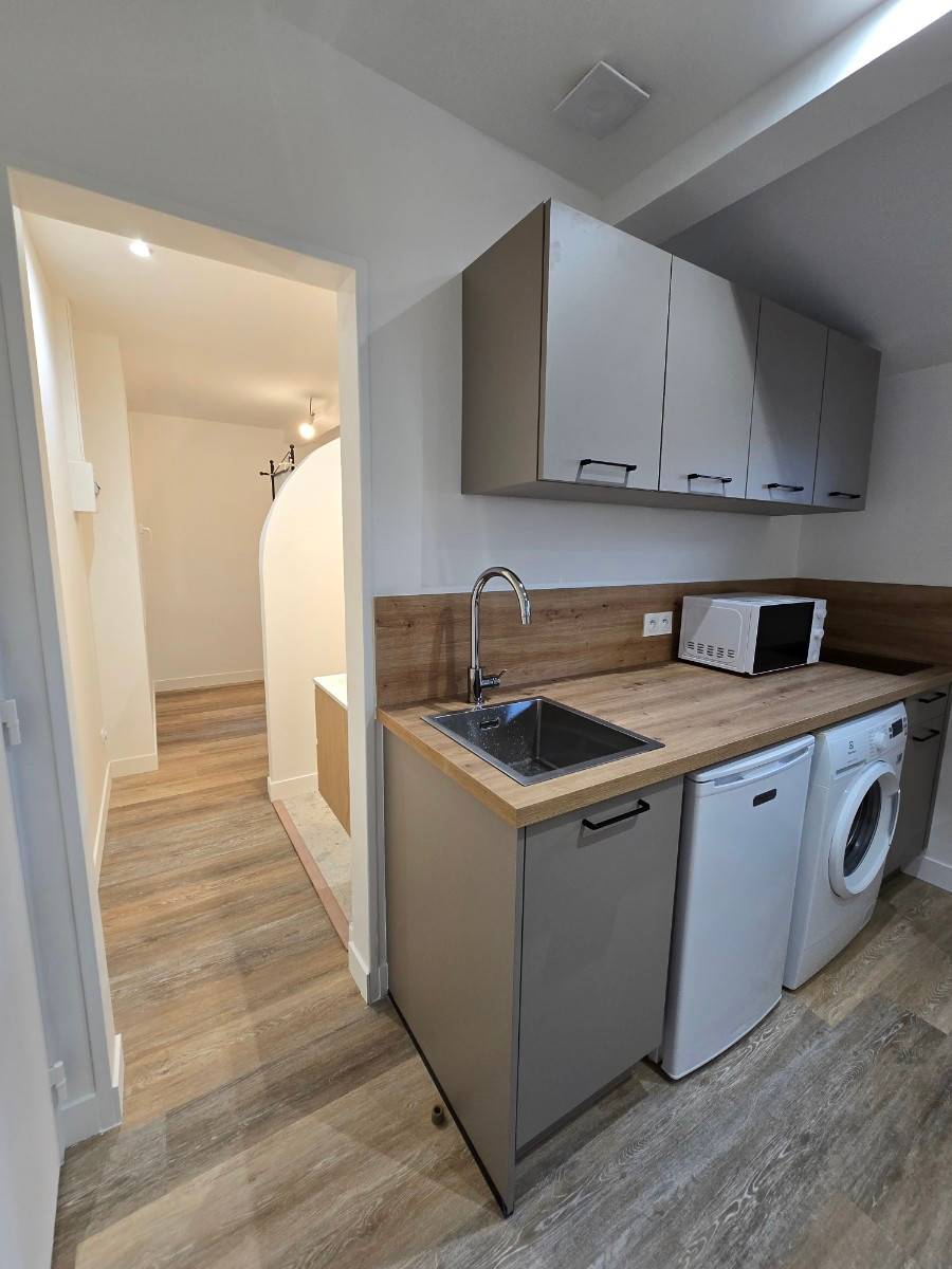 Loue appartement 20m² - proche place Castellane