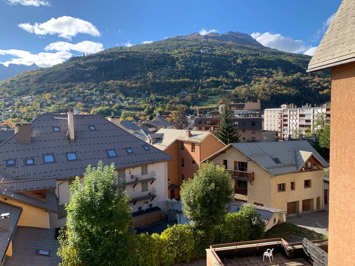 Loue superbe appartement pour séjour à la montagne à Briançon : 3 chambres, 6/8 couchages