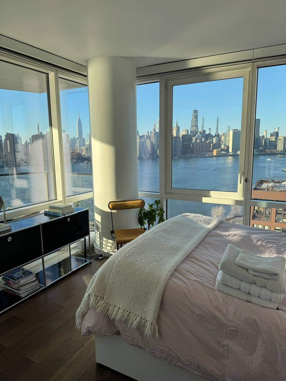 Loue appartement -2chambres à Brooklyn/Greenpoint - vue imprenable sur Manhattan, 90m² + Terrasse, New York