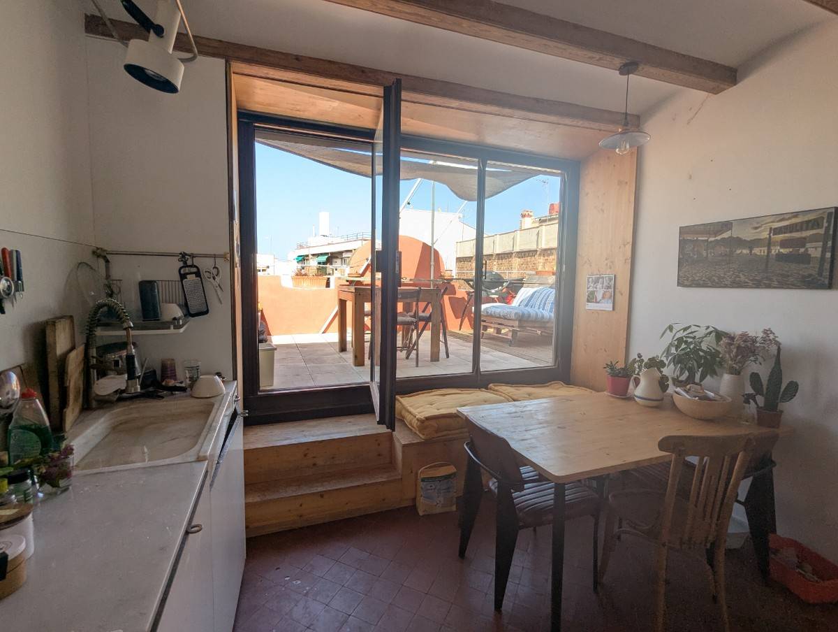 Loue appartement avec terrasse et vue panoramique à Barcelone - 1 chambre - 4 couchages