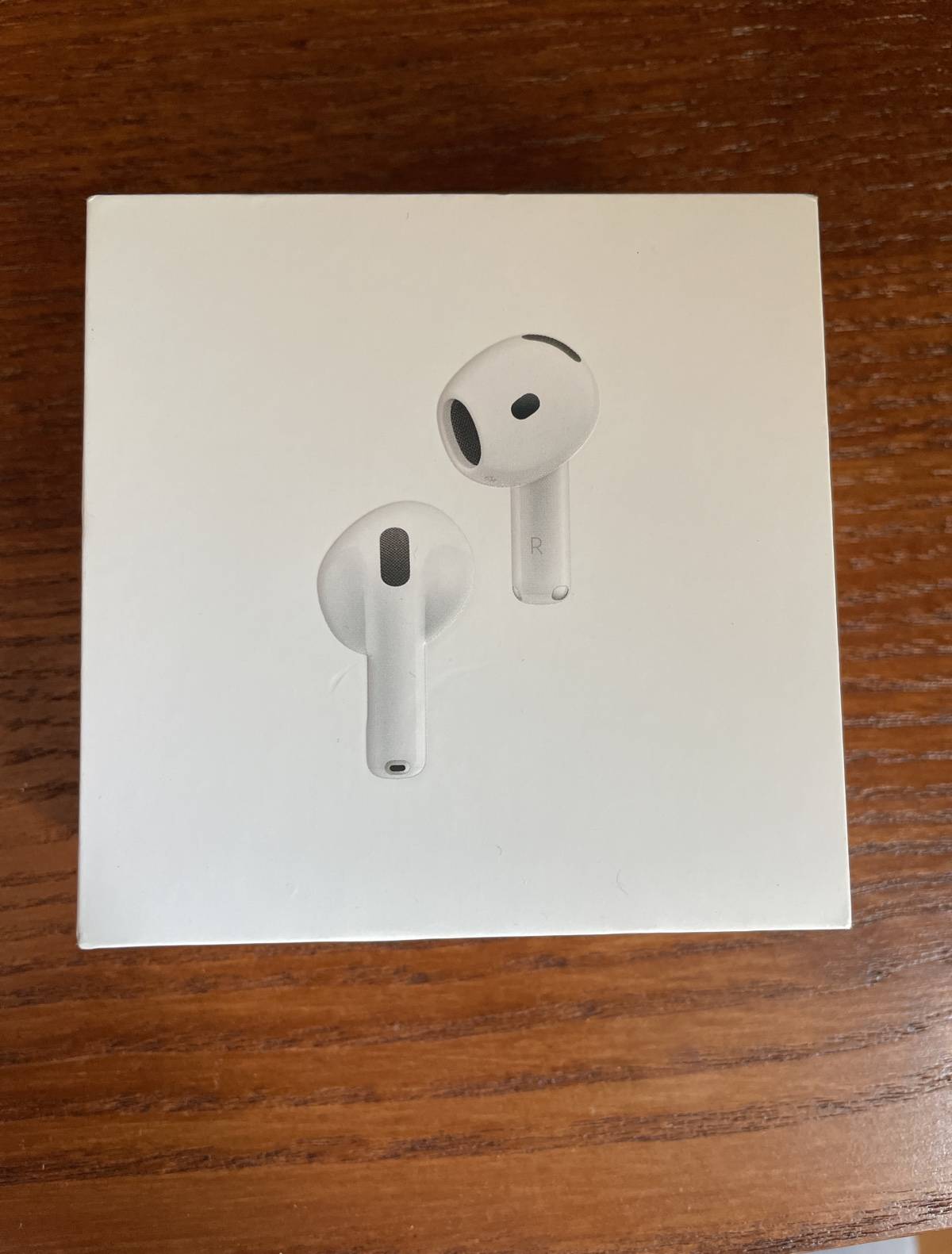 Vends écouteurs Apple AirPods Pro 4 – Neufs, jamais ouverts avec facture – Juillet 2025