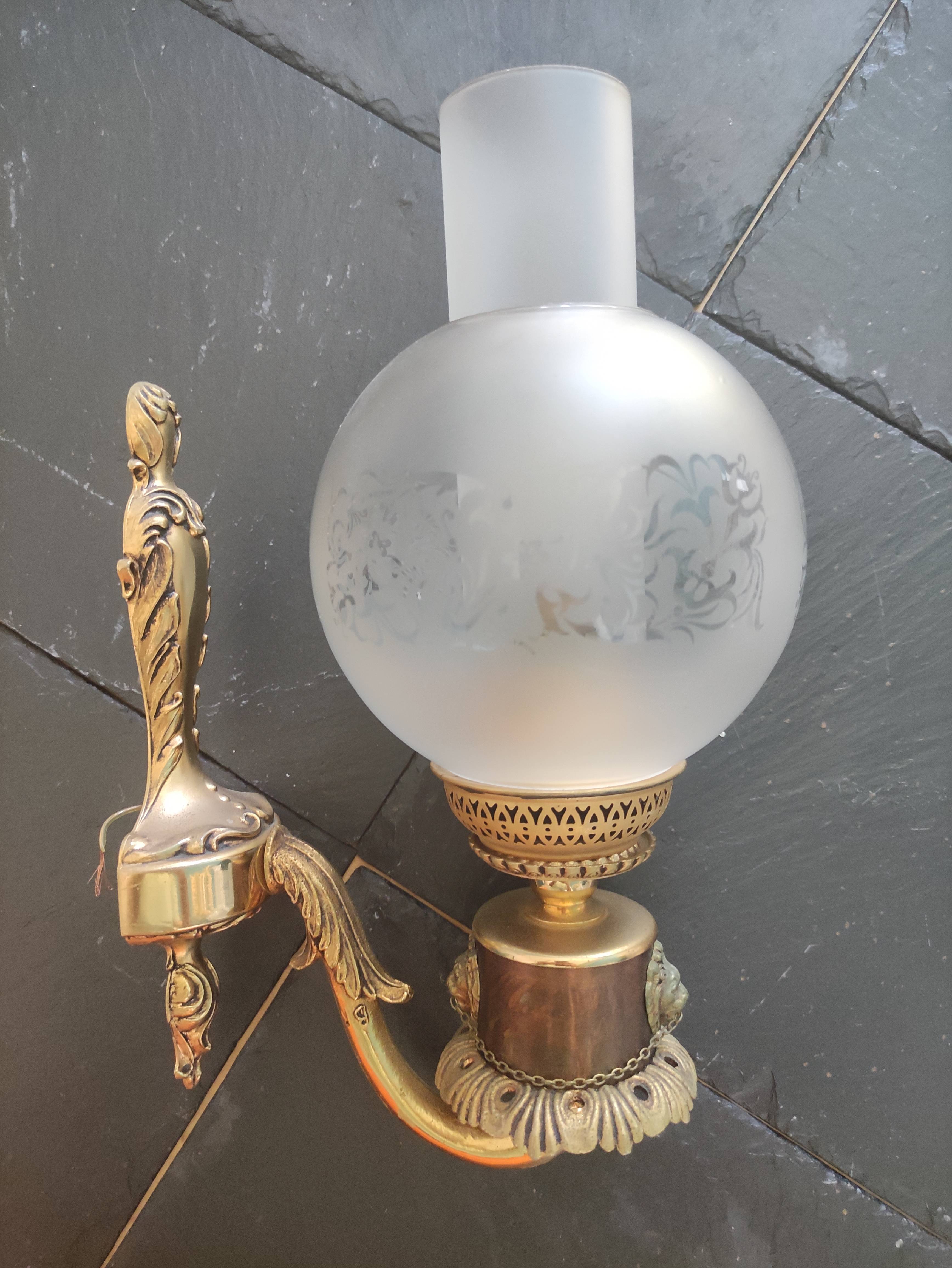 Trio d’appliques anciennes style Empire bronze doré et laiton sur Gens