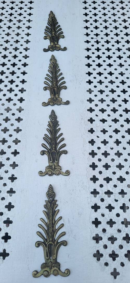 4 appliques en bronze époque Empire