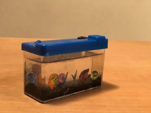 Vends aquarium miniature - jouet