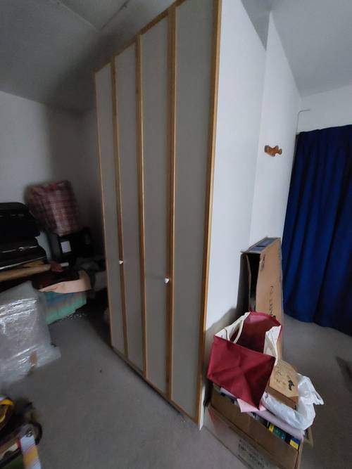 Vends armoire Ikea pour chambre ou dressing H237 L 100 P60 en cm