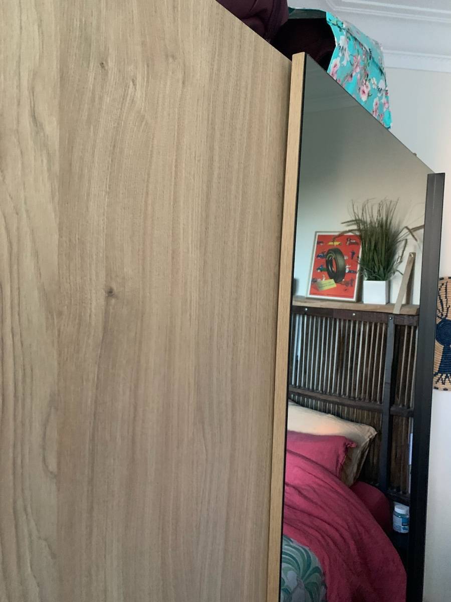 Armoire double porte coulissantes miroir Alinéa sur Gens de Confiance