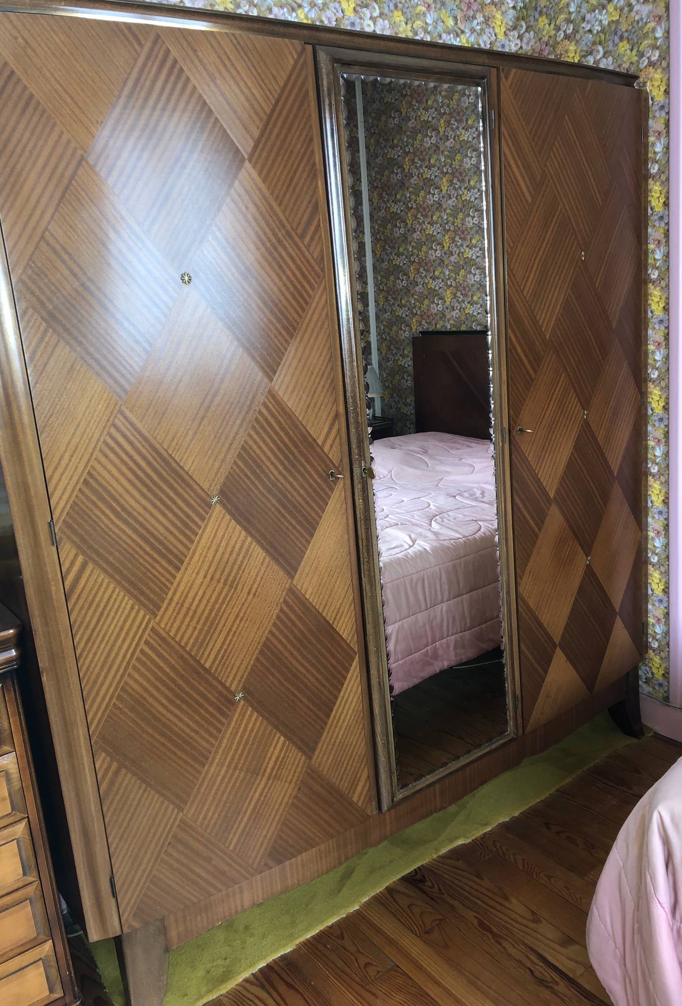 Armoire à glace de chambre sur Gens de Confiance