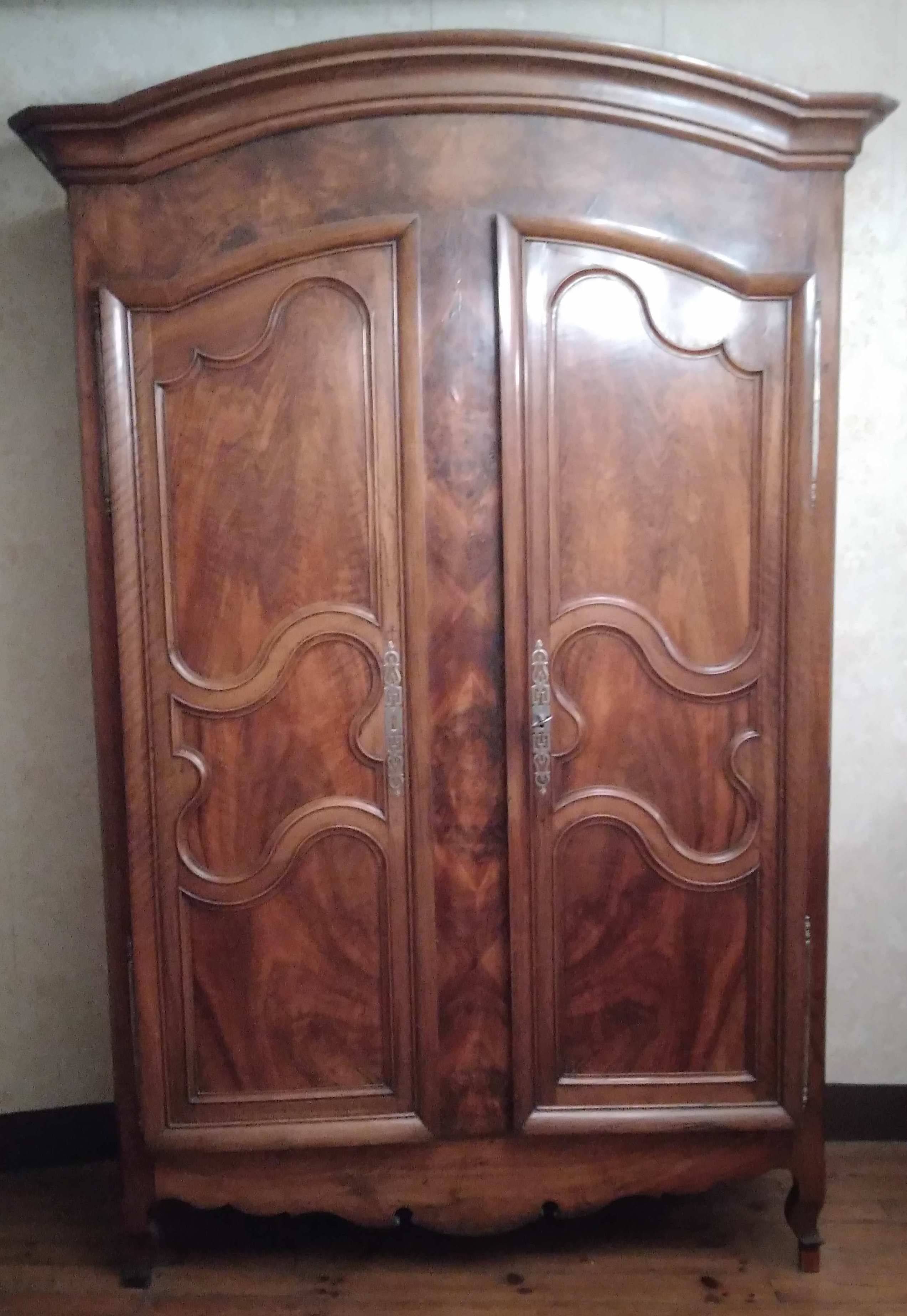 Armoire Placard Meuble en Noyer Avec Penderie (Hauteur 2.49m Largeur 1