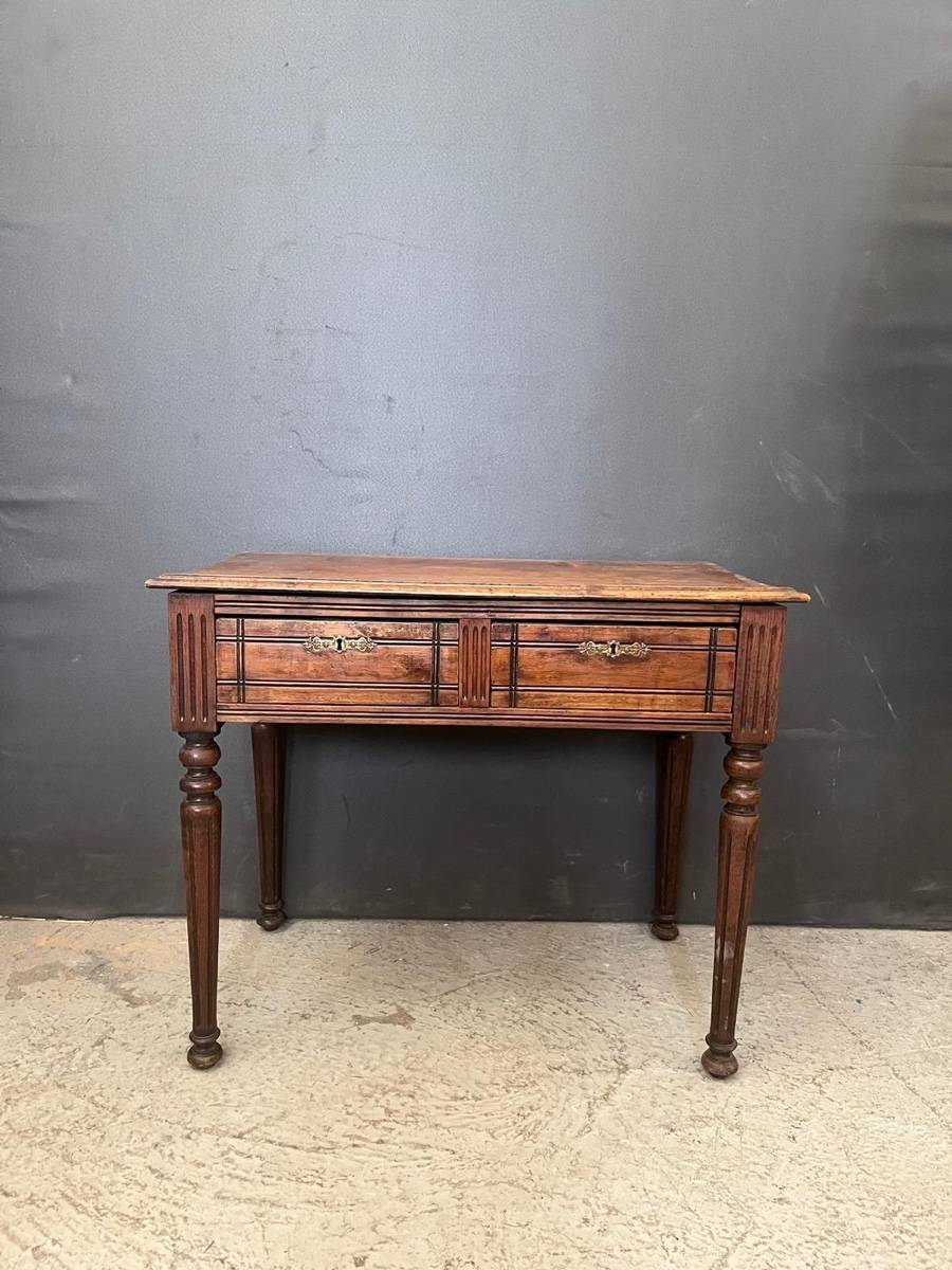 Petit bureau ancien noyer