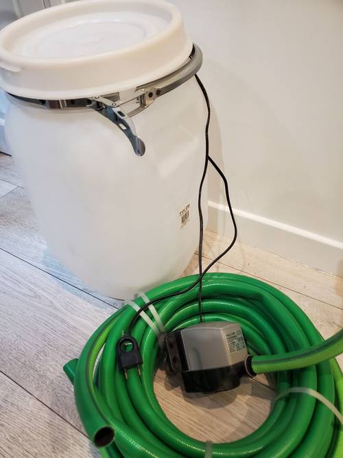 NEUF Kit arrosage Fut Bidon 25L+ Pompe à eau submersible+ Tuyau arrosage vert