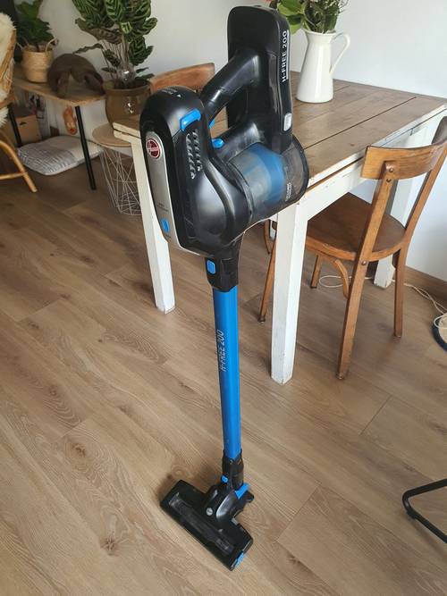 Aspirateur Balai Hoover H-Free 200