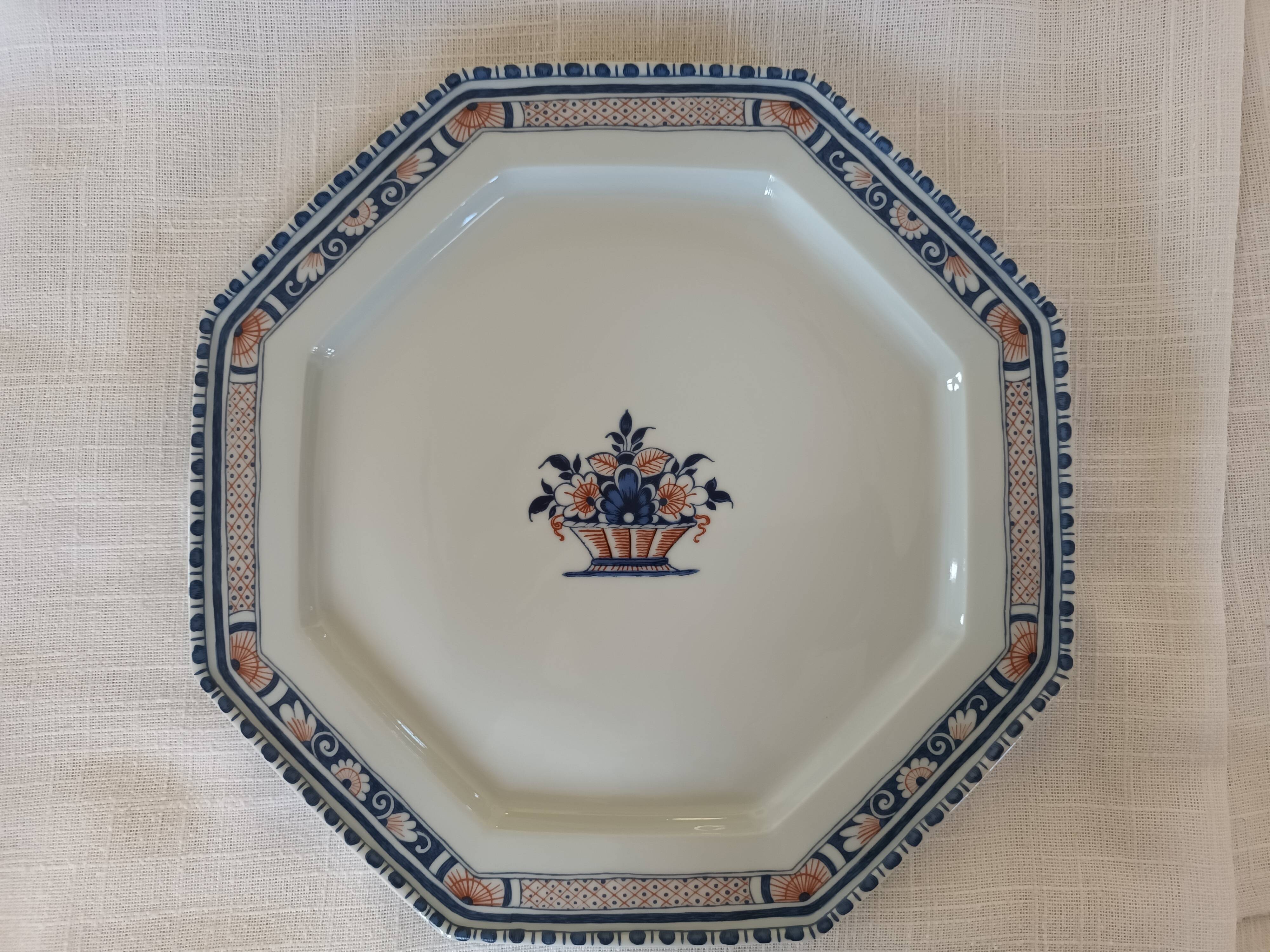 Assiette plate marque Coquet modèle Vieux Rouen