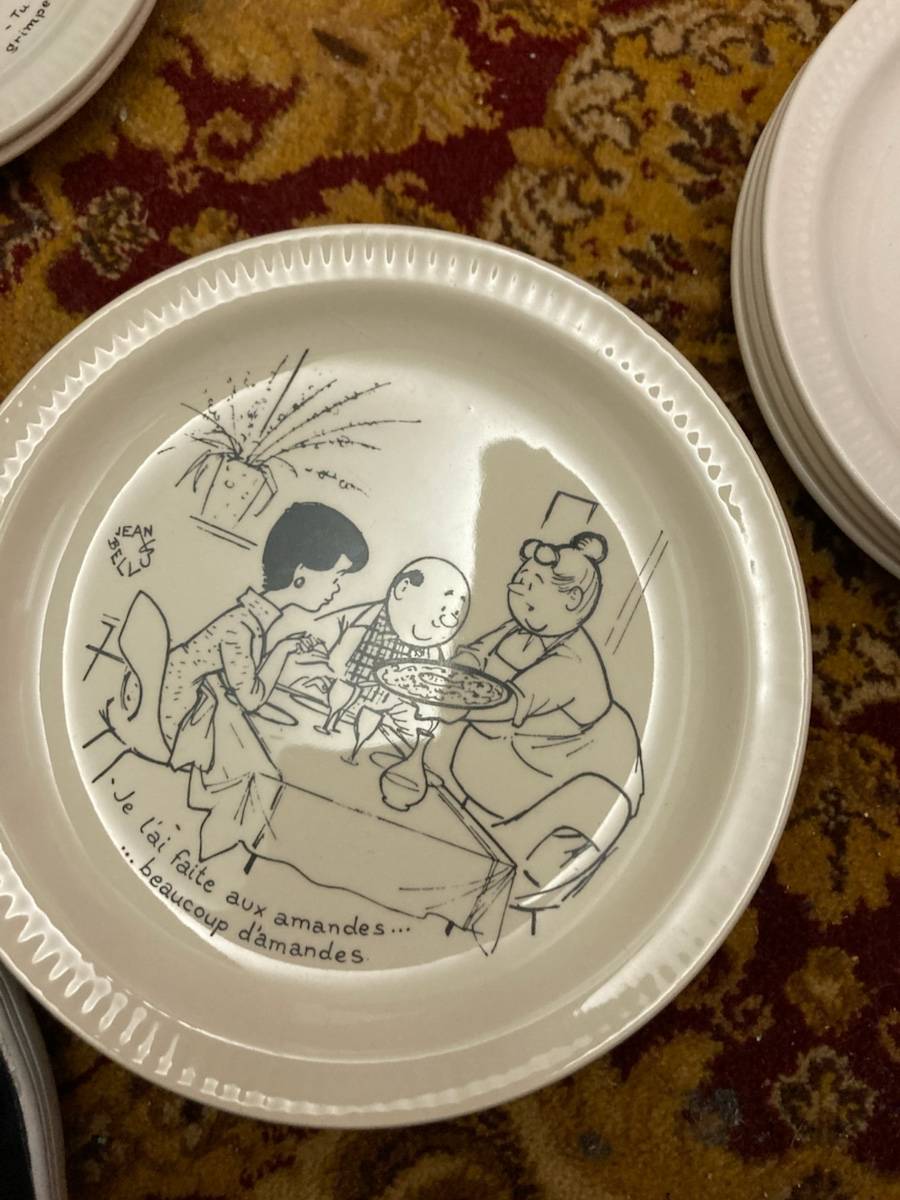 Vends 16 assiettes à dessert faïencerie de Saint-Amand noir et blanc dessins de Faizant, Bellus et Kiraz