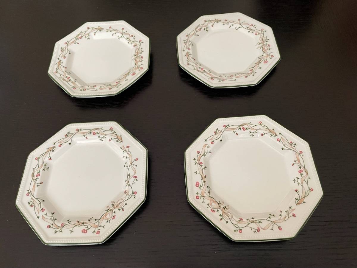 Vends 8 assiettes à gâteaux Johnson Brothers