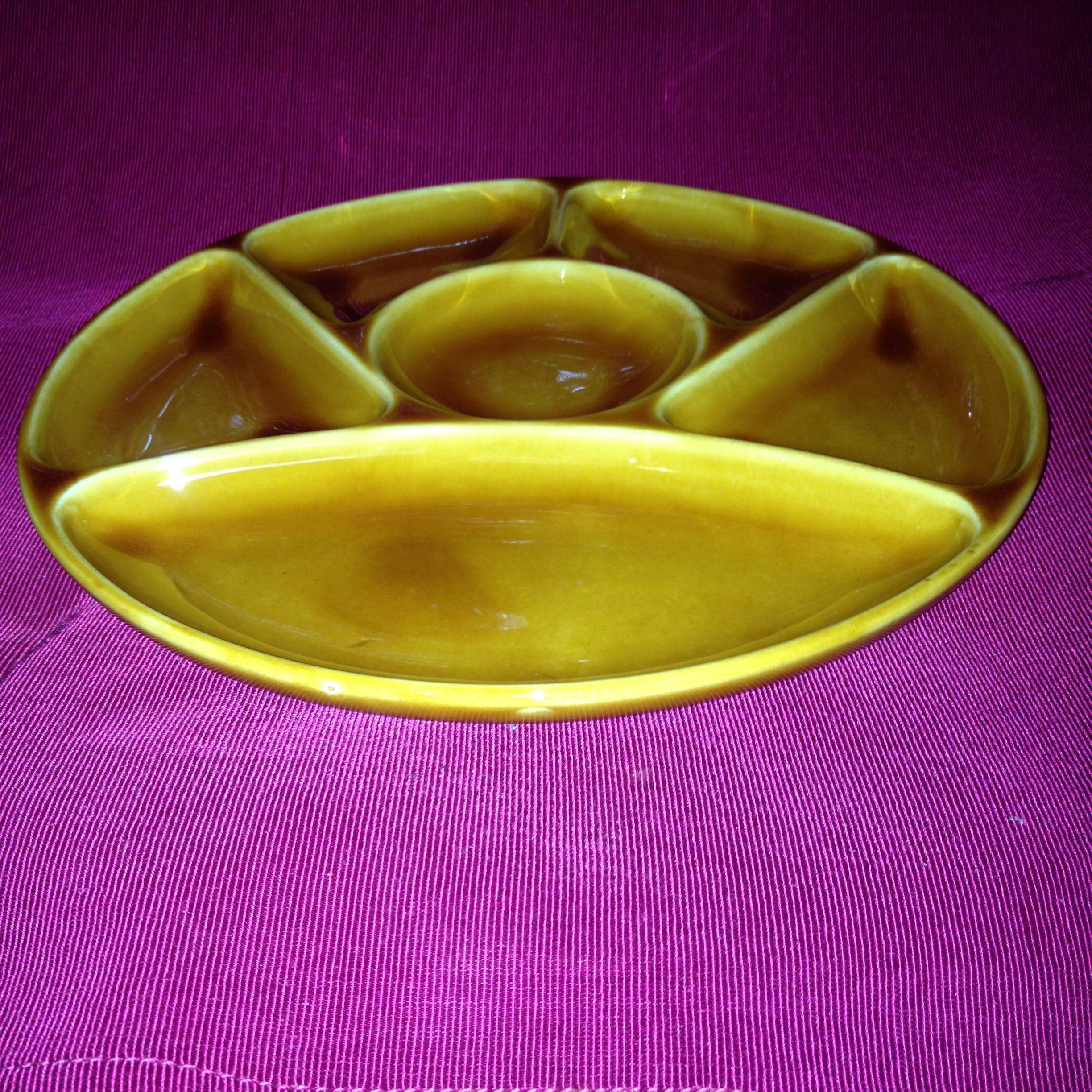 6 assiettes NEUVES hors d’oeuvre, raclette,… Faience GIEN