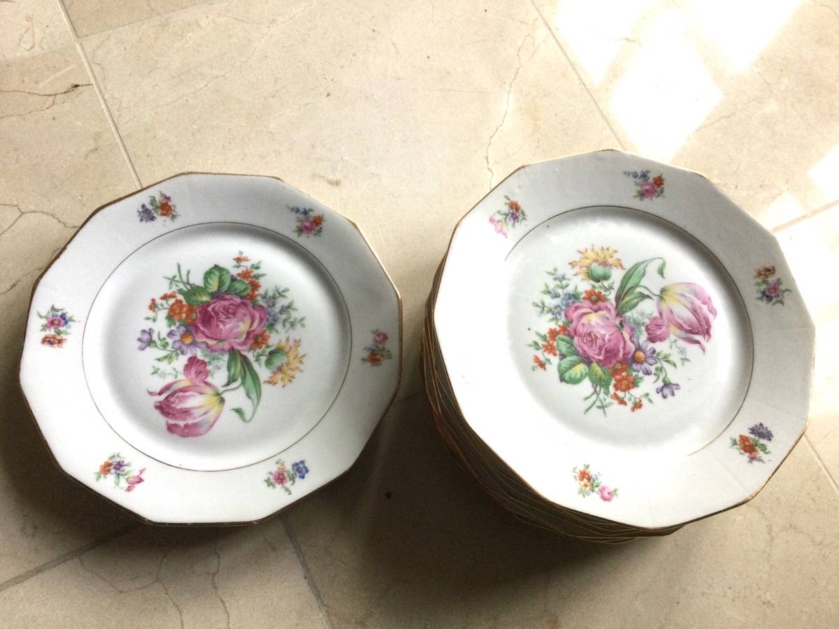 Assiettes ´ pivoine ´