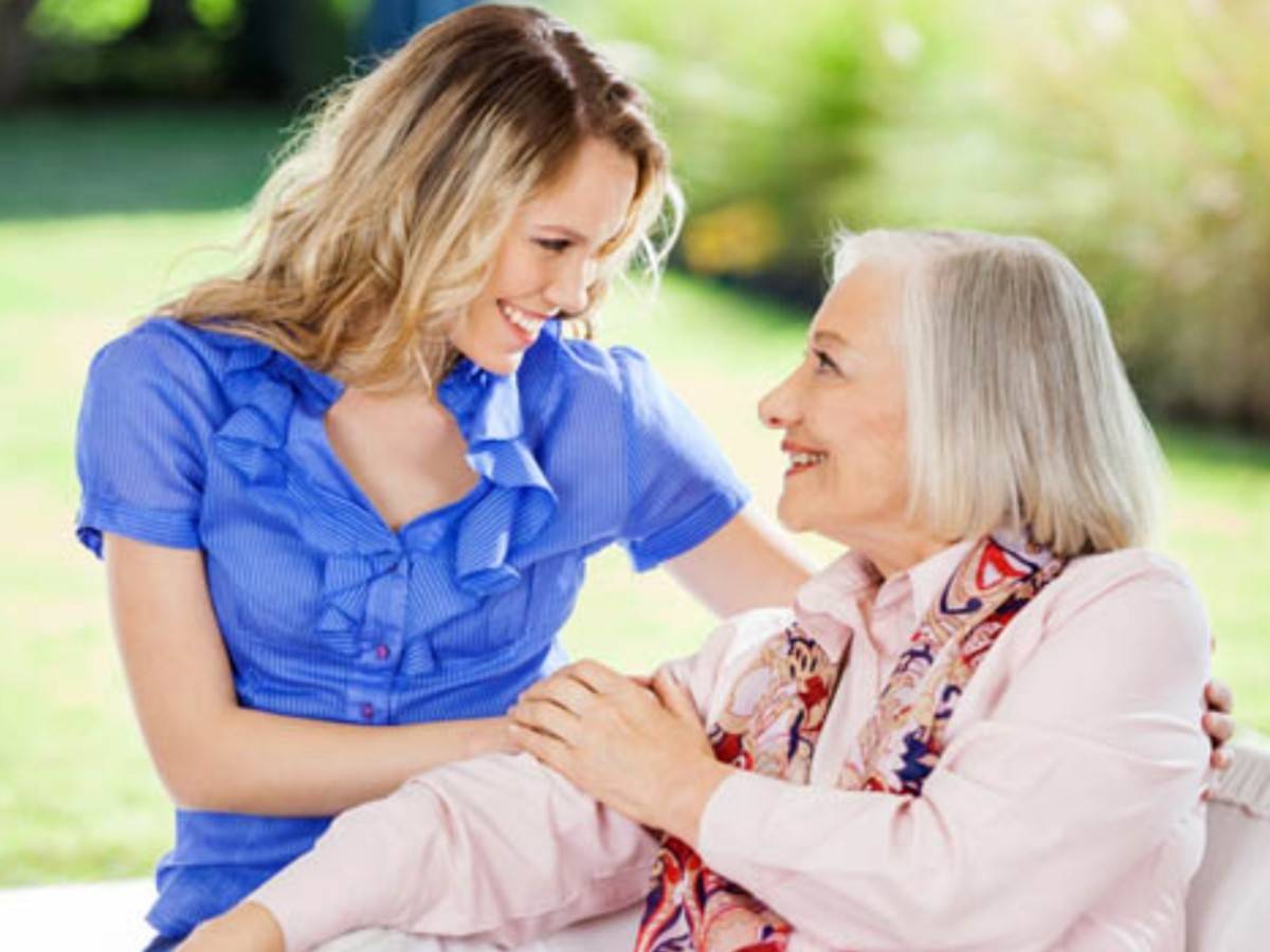 Propose services de qualités à demeure auxiliaire de vie, aide soignante spécialisée Alzheimer et Parkinson